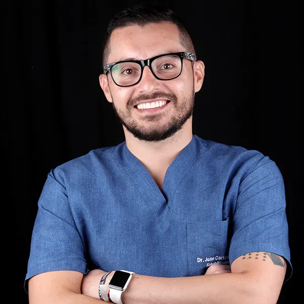 Img-Marr_Dental-Staff-Dr. Juan Carlos Quiceno_Rehabilitacion oral