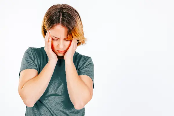 Conocer los síntomas del bruxismo en adultos es fundamental para evitar complicaciones dentales y musculares. En Marr Dental, queremos que puedas identificar estas señales a tiempo y cuidar tu salud...